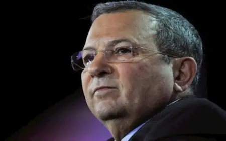 رئيس الوزراء الإسرائيلي السابق: احتلال مدينة غزة فخ مميت