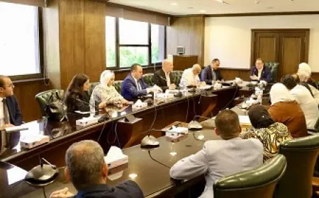 التنظيم والإدارة: التوسع في التدريب عن بُعد لتأهيل القيادات والموظفين وتطوير منظومة LMS