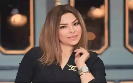 بعد حادث سرقتها في باريس.. ألفت عمر تعود إلى القاهرة اليوم