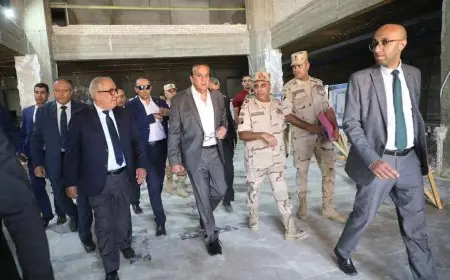 وزير الصحة يتفقد مشروع إنشاء مستشفى التأمين الصحي بالعاصمة الإدارية 2