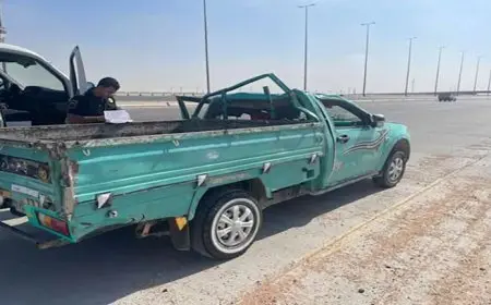 مصرع عامل وإصابة 16 آخرين في حادث مروع على طريق السويس