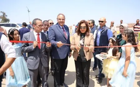 وزيرة التنمية المحلية ومحافظ القليوبية يفتتحان المحطة الوسيطة لجمع المخلفات بالقناطر الخيرية