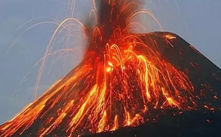 إندونيسيا: ثوران بركان جبل ليوتوبي لاكي لاكي 3 مرات