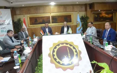 وزير الإسكان يوجه بإجراء حصر لعمليات الإحلال والتجديد بشبكة مياه الشرب في الغربية