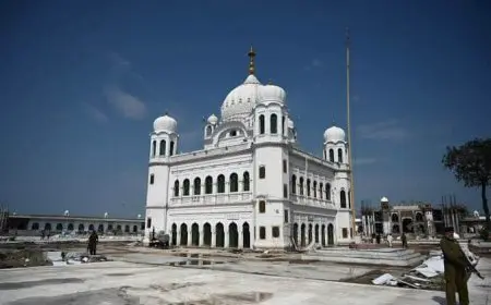 باكستان تنجح في إزالة آثار الفيضان من مجمع كارتاربور جوردوارا التاريخي