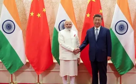شي ومودي يتعهدان بحل خلافاتهما الحدودية وتعزيز التعاون