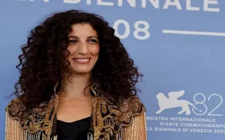 عروض كاملة العدد.. جمهور “فينيسيا السينمائي” يستقبل “بابا والقذافي” بتصفيق حار