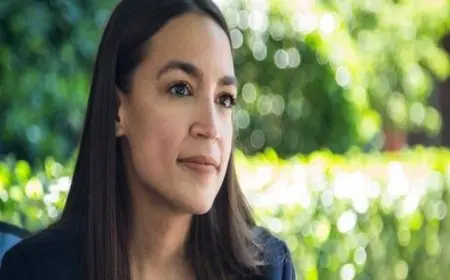 نائبة أمريكية مهاجمة نائب الرئيس ترامب: أنت مجرد تابع مخلص مليء بالهراء