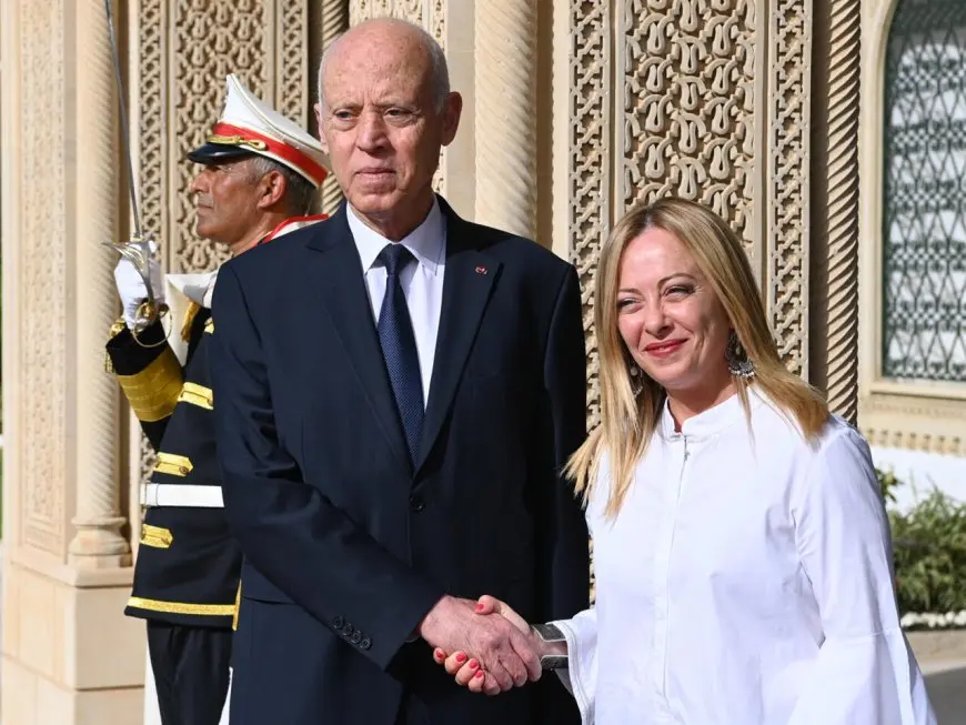 إيطاليا تصف التعاون في مكافحة الهجرة غير الشرعية مع تونس بـ الممتاز