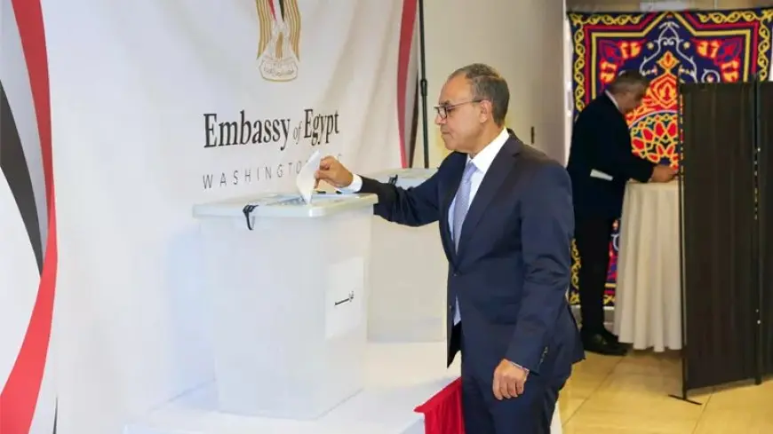 وزير الخارجية يشارك في انتخابات مجلس الشيوخ من مقر السفارة المصرية بواشنطن