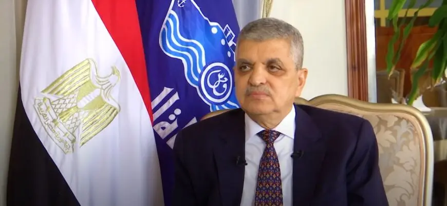 هيئة قناة السويس تتراجع عن تقديراتها بعودة الملاحة لطبيعتها بنهاية العام: المعطيات تغيرت والموقف ضبابي