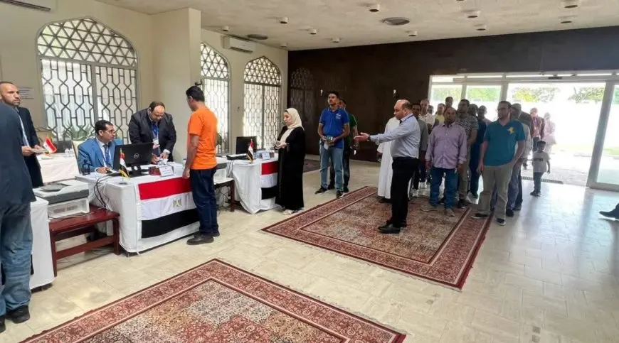 انتخابات مجلس الشيوخ.. سفير مصر في عُمان: اتخاذ كل الإجراءات اللازمة لضمان عملية اقتراع آمنة وميسرة
