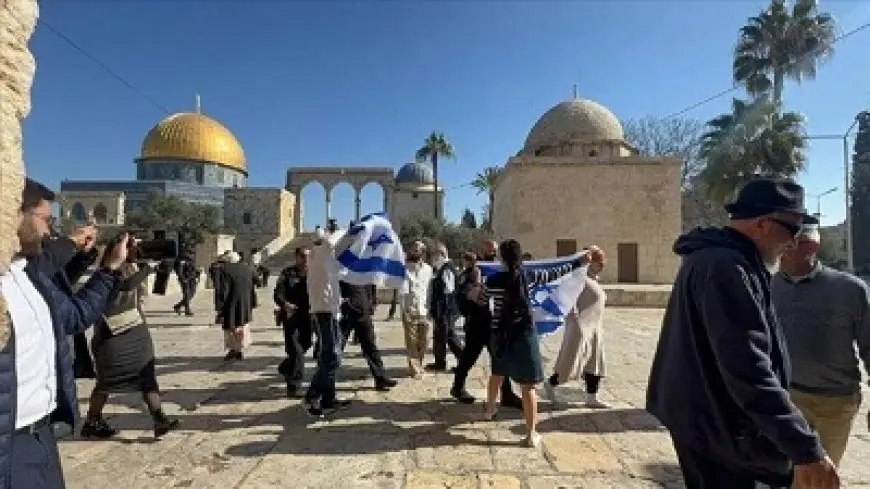 الخارجية الفلسطينية تدين دعوات اقتحام المسجد الأقصى غدًا بحجة خراب الهيكل