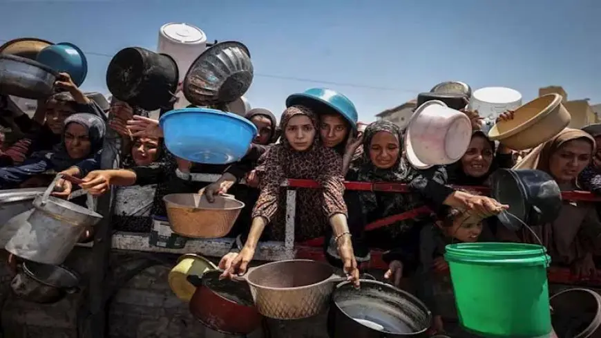 الجيش الإسرائيلي يغتال 17 فلسطينيا من منتظري المساعدات في غزة