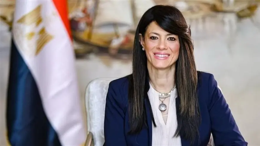 التخطيط: الانتهاء من تطوير وتسليم 276 مركزا تكنولوجيا متنقلا لتقديم الخدمات الحكومية