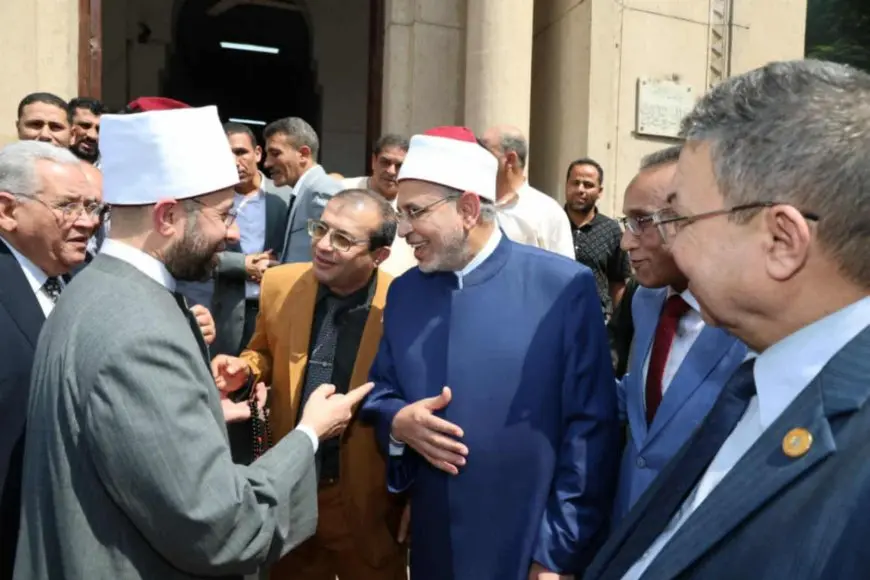 وزير الأوقاف: التواصل مع الوفود الطلابية الوافدة يكشف رسالة مصر الحضارية