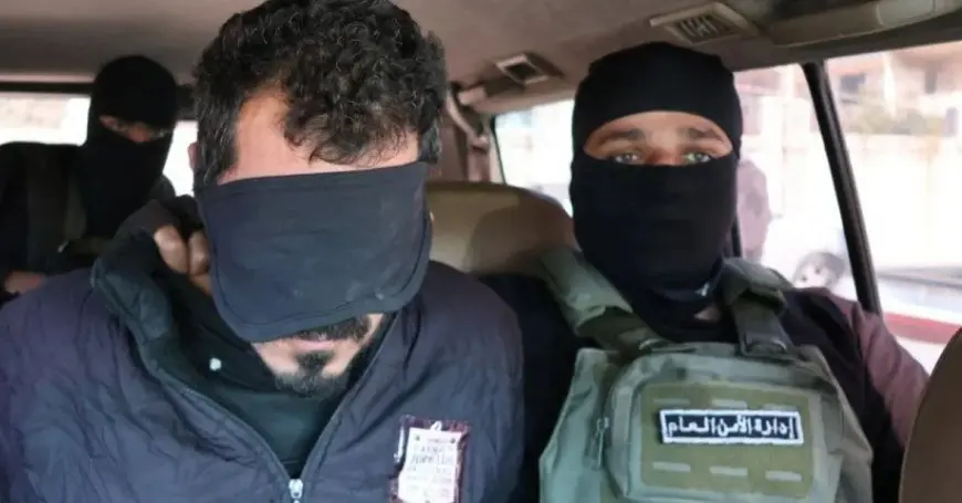 الداخلية السورية تعلن القبض على مجرم حرب متورط بانتهاكات ضد مدنيين