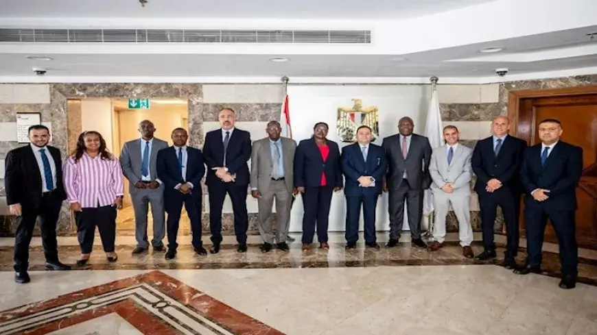 وفد “كيني” يزور المركزي المصري للتعرف على تجربته في الأمن السيبراني