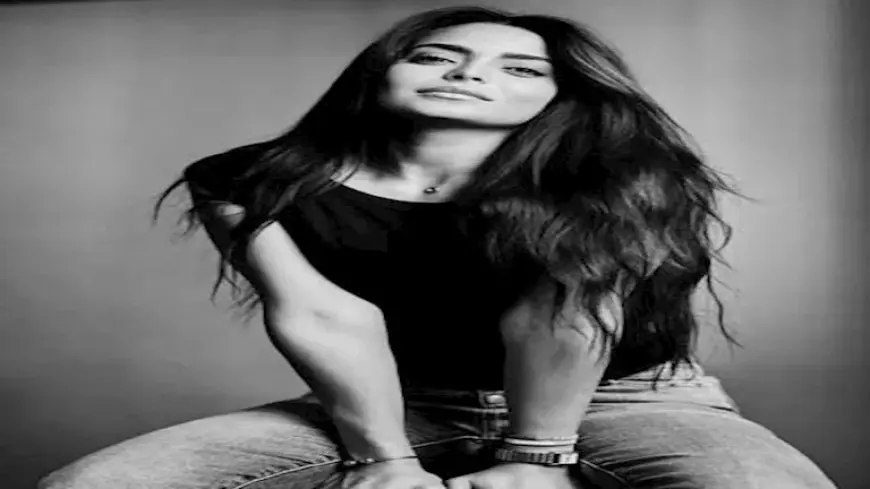 أسماء جلال تخطف الأنظار في أحدث جلسة تصوير.. وهكذا علق الجمهور