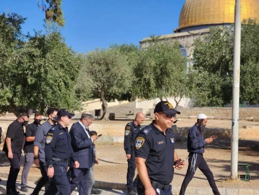 البرلمان العربي يدين اقتحام المستعمرين بقيادة بن غفير ووزراء الاحتلال للمسجد الأقصى