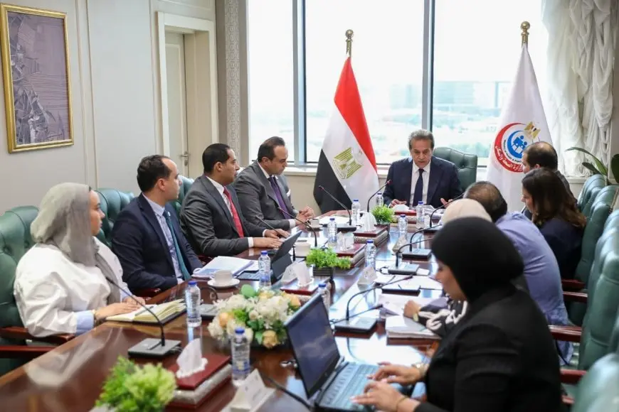 وزير الصحة يوجه بتوفير أفضل رعاية صحية لكافة المنتفعين ضمن منظومة التأمين الصحي الشامل