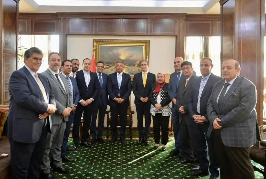رئيس الأعلى للإعلام يبحث مع نقيبي الإعلاميين والصحفيين ورئيس رابطة النقاد الرياضيين سبل الارتقاء بالمحتوى الرياضي