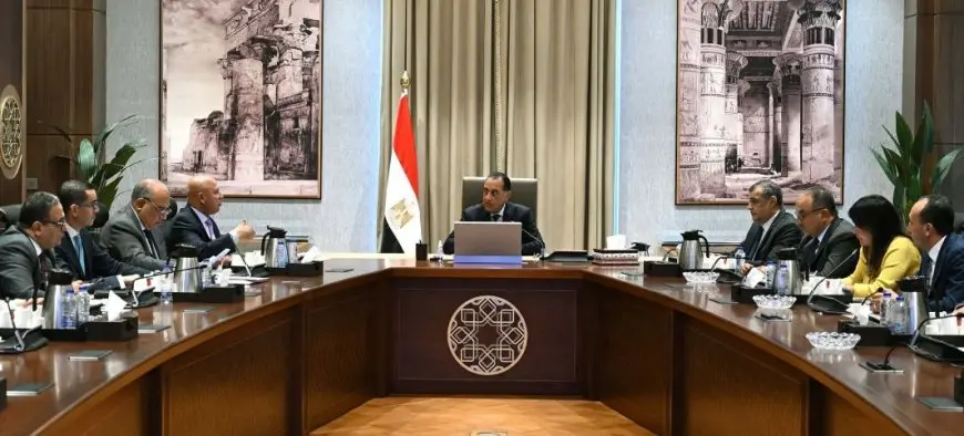 مدبولي يتابع جهود دعم وتوطين الصناعة في مصر: ركيزة التنمية الاقتصادية المستدامة