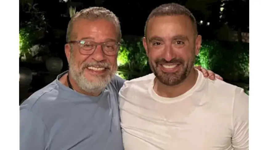 انتظرونا قريبا.. شريف منير يشوق الجمهور لعمل فني يجمعه مع أحمد السقا