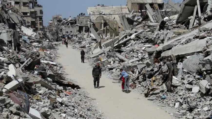 رئيس وزراء فلسطين: جهود مكثفة لإنجاح عقد مؤتمر إعادة إعمار غزة بالتعاون مع مصر