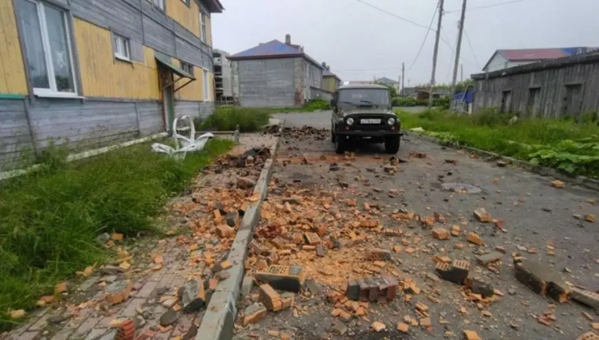 زلزال بقوة 5.2 درجات شرق شبه جزيرة كامتشاتكا الروسية