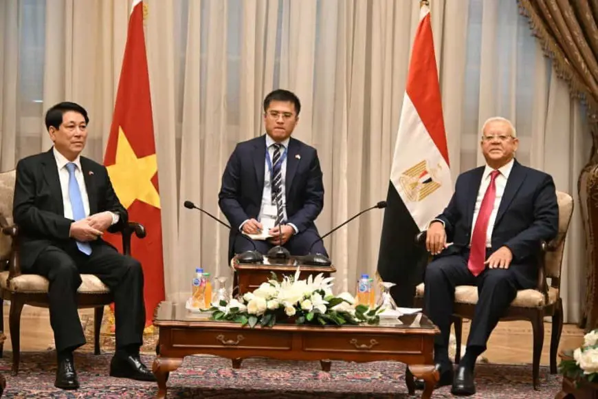 رئيس مجلس النواب يستقبل رئيس فيتنام ويؤكد أهمية تعزيز العلاقات الاقتصادية والبرلمانية بين البلدين