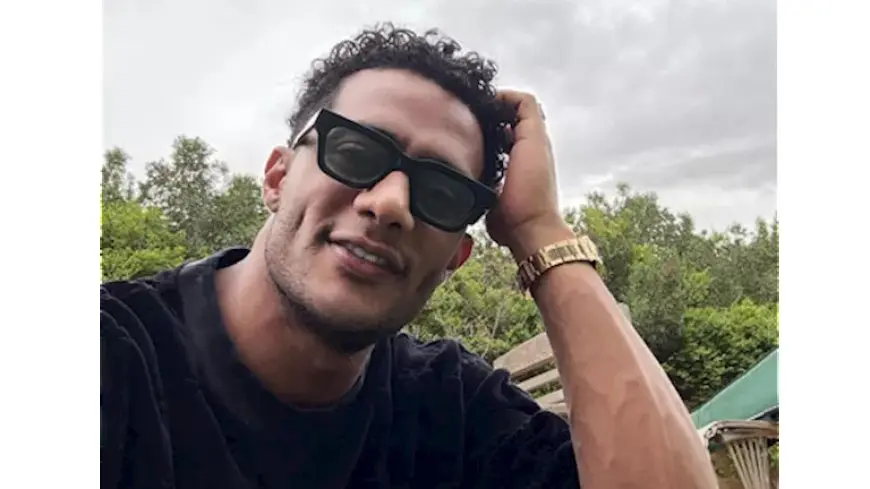 بعد تحرير بلاغ ضده.. محمد رمضان يغني “مفيش زييي وزيي مفيش”