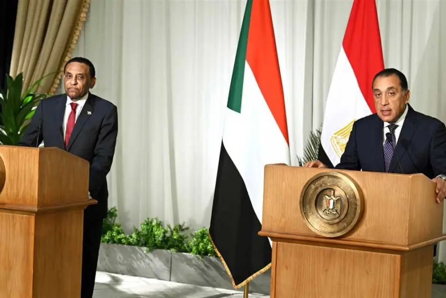 رئيس وزراء السودان: العهد مع مصر لن ينكسر.. ولدينا رؤية كُلية لمصلحة بلدينا ولأجيال المستقبل