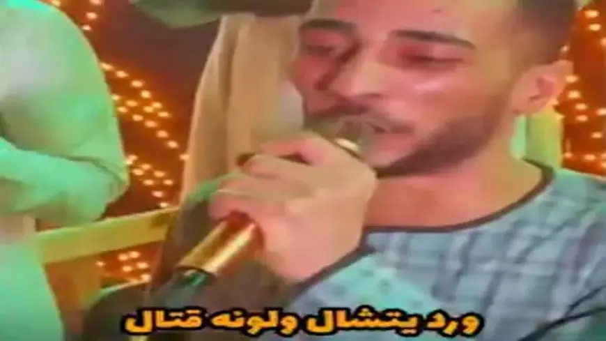 “غناها أحسن من عمرو دياب”.. الجمهور يعلق على غناء “بابا” باللهجة الصعيدي