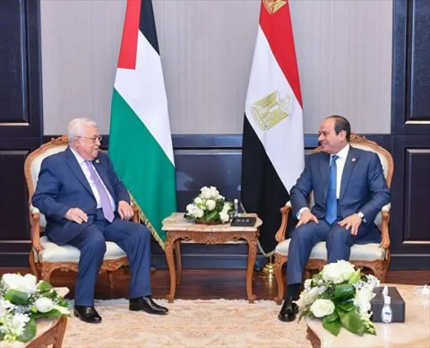 في اتصال مع السيسي.. الرئيس الفلسطيني يحذر من خطورة قرار الحكومة الإسرائيلية بإعادة احتلال غزة