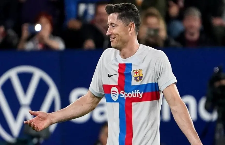 برشلونة يعلن طبيعة إصابة ليفاندوفسكي وموقفه من مواجهة كومو