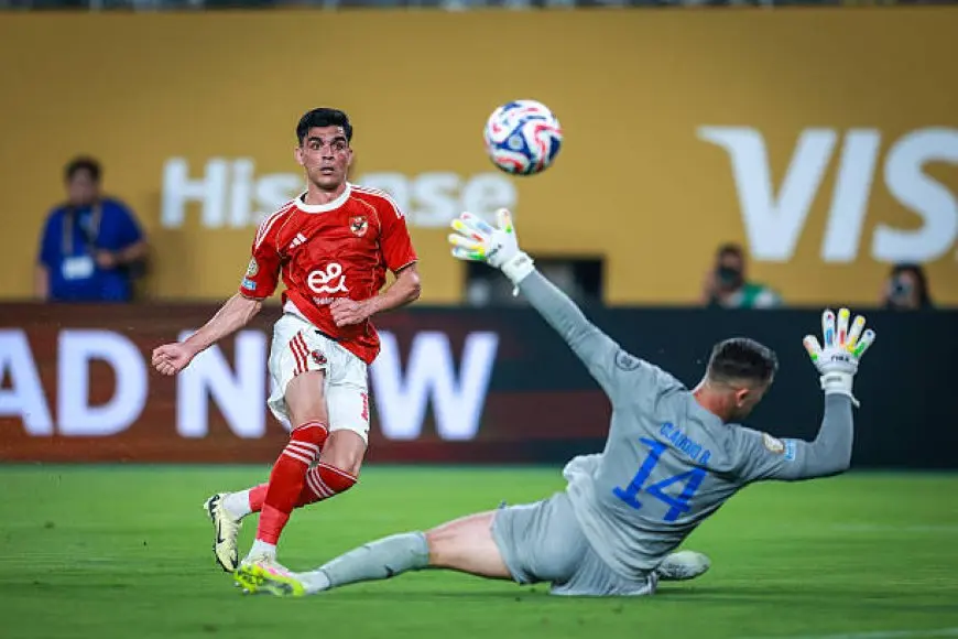 بن شرقي يرفض عرضاً قطرياً ويؤكد تركيزه الكامل على الأهلي