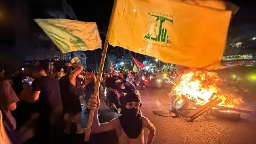 لليوم الثالث.. مناصرو حزب الله وحركة أمل يحتجون على حصر لبنان الأسلحة بيد الدولة