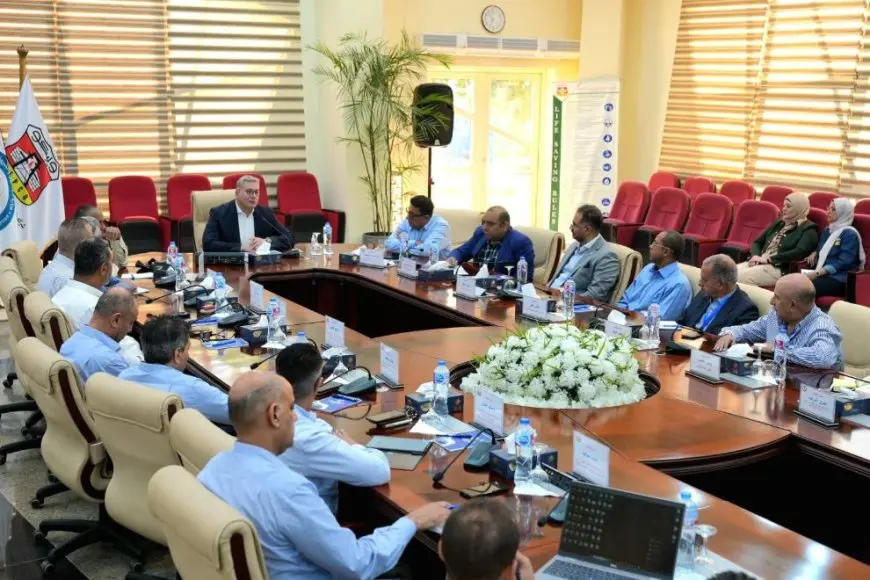 وزير البترول والثروة المعدنية يتابع توسعات ميناء الحمراء البترولى بالعلمين
