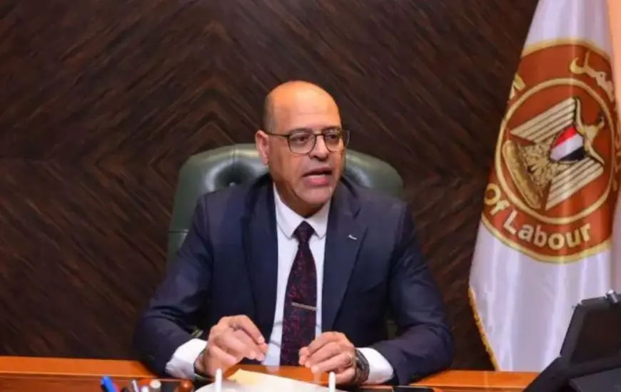وزير العمل: استحداث استمارة تسوية في قانون العمل الجديد لإنهاء العقود بالتراضي