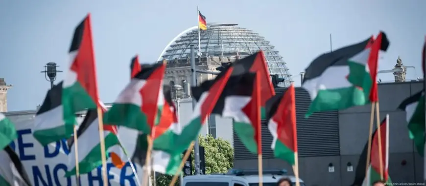 استطلاع: غالبية الألمان يؤيدون الاعتراف بدولة فلسطينية فورا