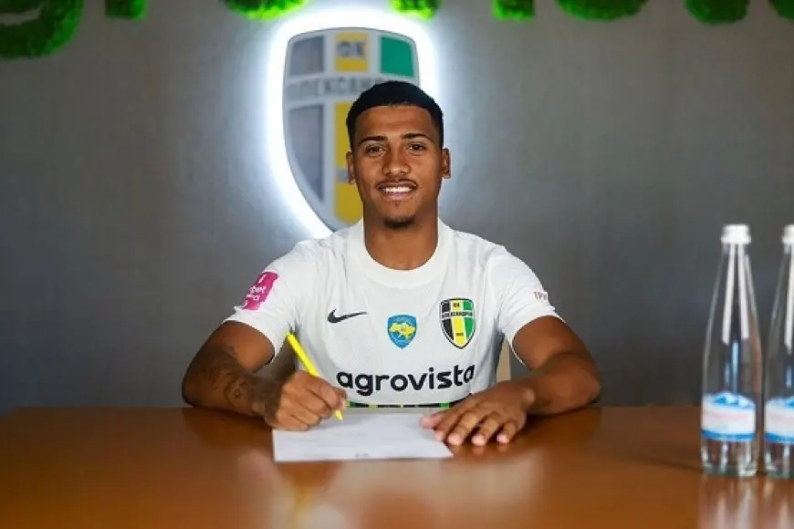 صورة..  ظهور أول للبرازيلي ألفينا بقميص الزمالك