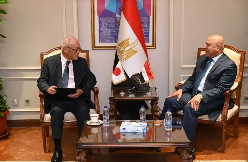 وصول أول قطار من قطارات المرحلة الأولى للخط الرابع للمترو إلى مصر مايو 2026