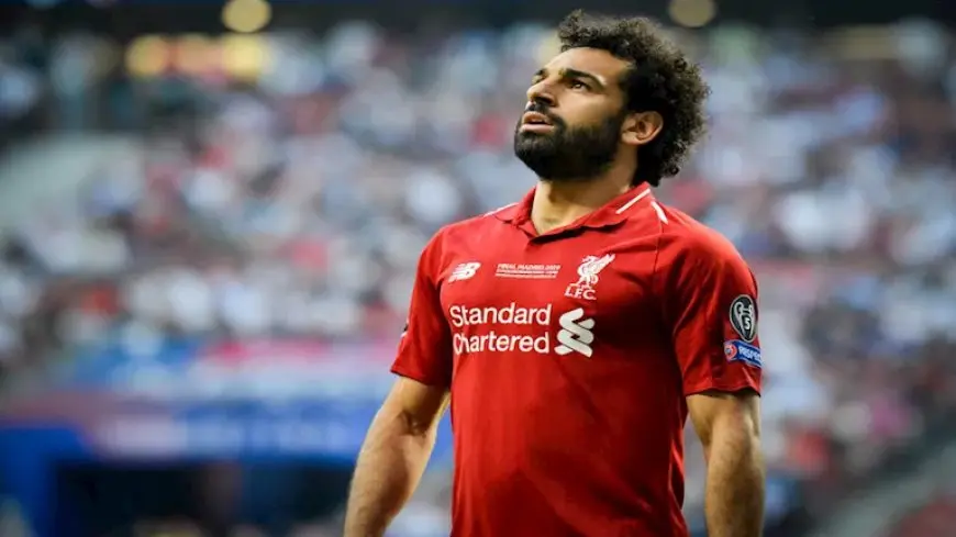 هجوم إسرائيلي على محمد صلاح بعد تعليقه على استشهاد “بيليه فلسطين”