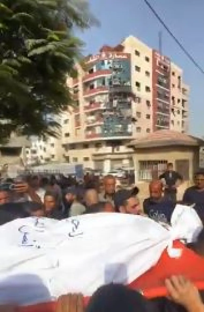 فيديو.. تشييع جثمان الصحفي أنس الشريف من مجمع الشفاء إلى منزل عائلته