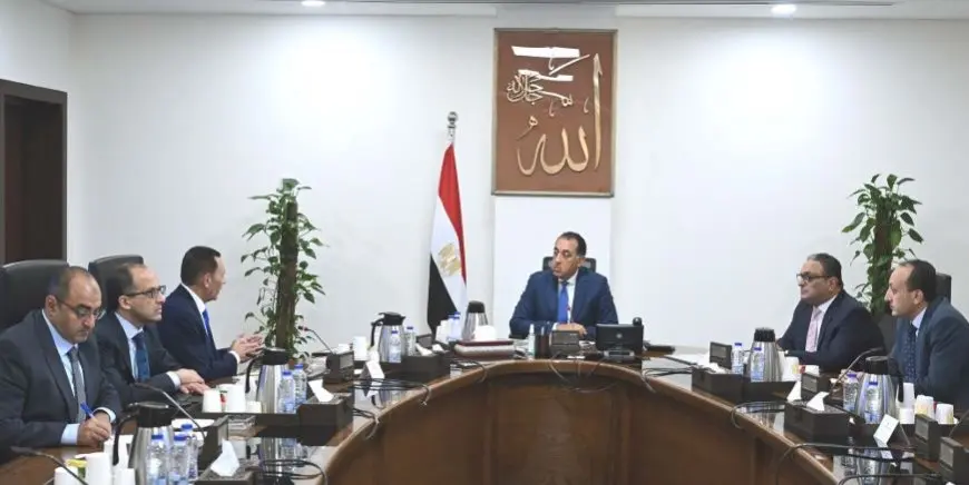 رئيس الوزراء يتابع موقف مشروعات ونشاط شركة تنمية الريف المصري الجديد