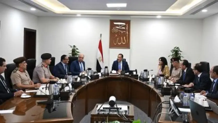 وزير الطيران يبحث مع وفد مطار إنتشون الكوري فرص الشراكة لتطوير وتشغيل المطارات المصرية