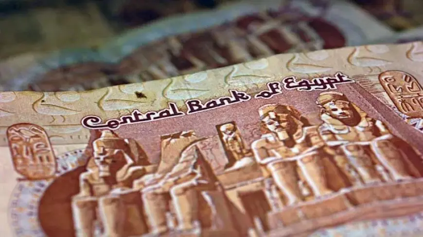 ليست الأموال الساخنة.. لماذا قفز الجنيه لأعلى مستوى له أمام الدولار خلال عام؟