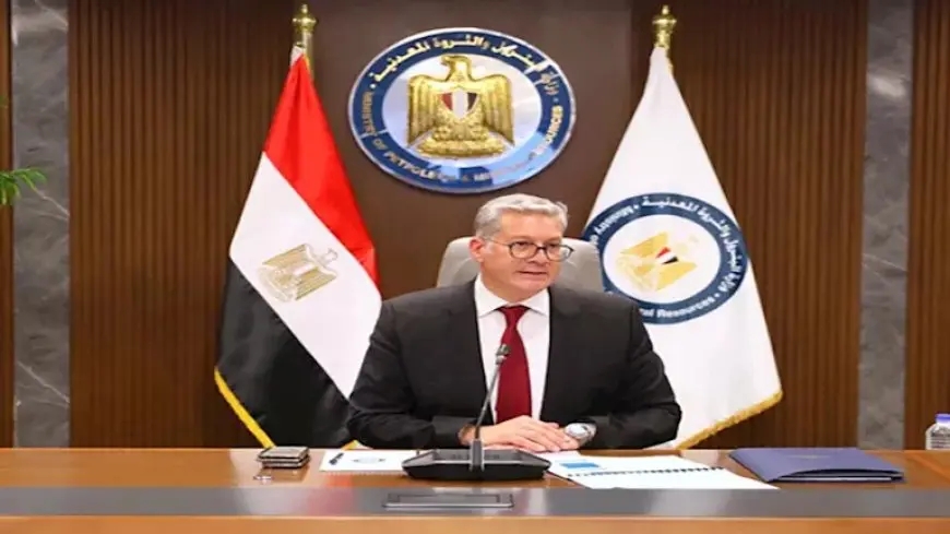 وزير البترول يبحث تسريع إجراءات إطلاق استثمارات جديدة لتعظيم القيمة المضافة من الفوسفات