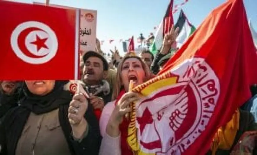تونس.. اتحاد الشغل يقر إجراء احتجاجيا رفضا للاعتداء على مقره